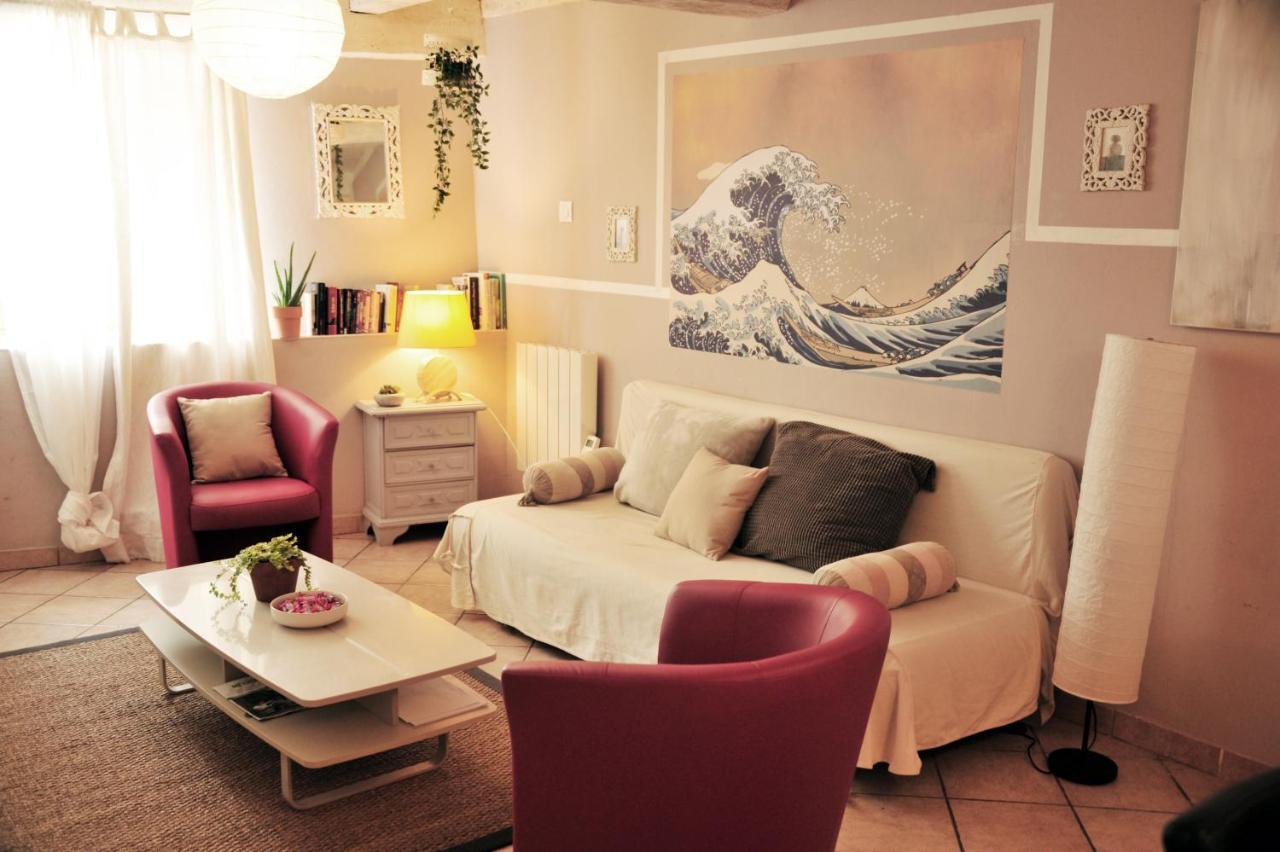Appartement T2 Sur Place Tranquille Avec Camera Mety Exteriér fotografie